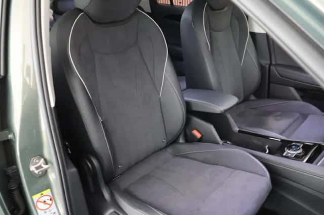 Volkswagen Tiguan (2025) thumbnail 2