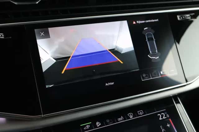 Audi Q7 (2020) thumbnail 5