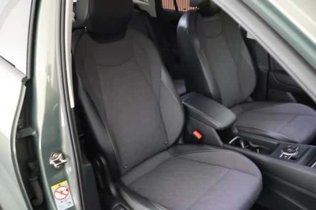 Volkswagen Tiguan (2025) thumbnail 2