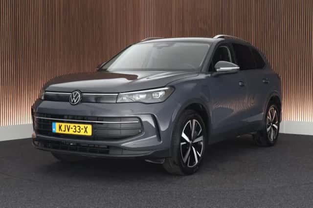 Volkswagen Tiguan (2025) thumbnail 1