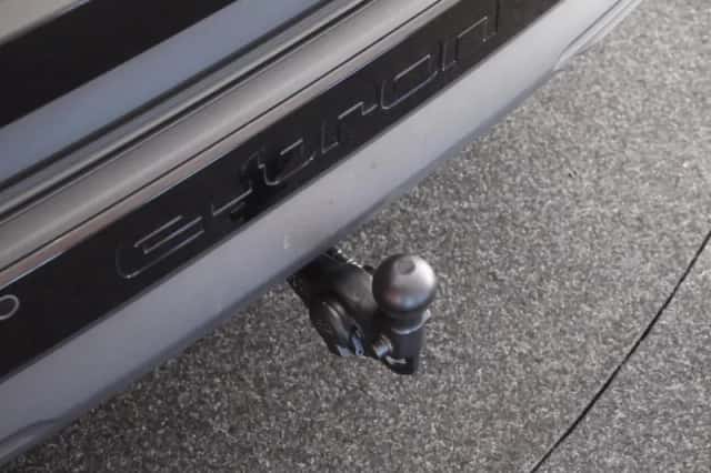 Audi Q4 (2023) thumbnail 4