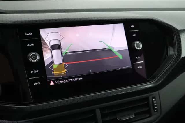 Volkswagen T-Cross (2022) thumbnail 5