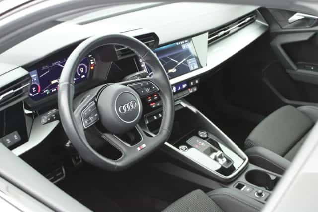 Audi A3 (2021) thumbnail 3