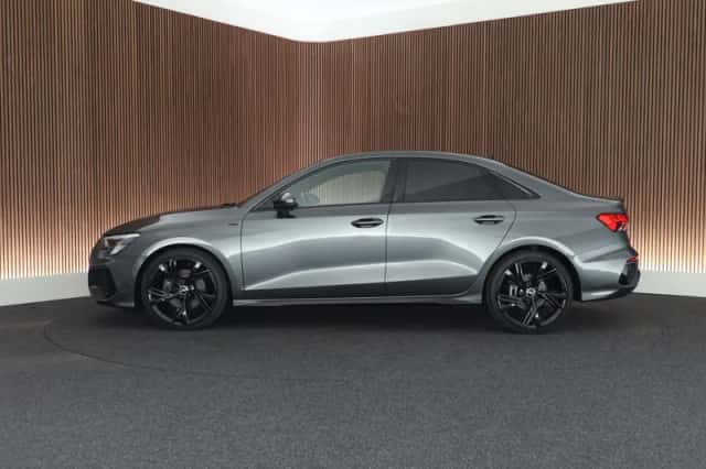 Audi A3 (2021) thumbnail 4