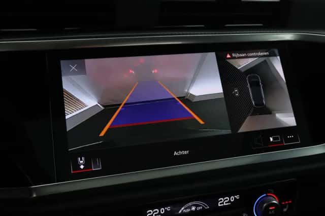 Audi Q3 (2024) thumbnail 4