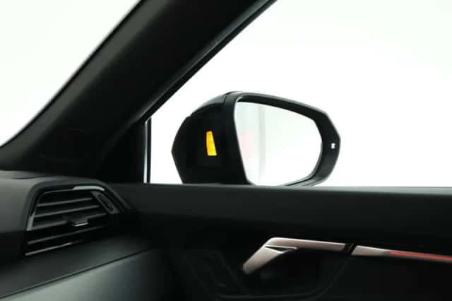 Audi Q3 (2024) thumbnail 5