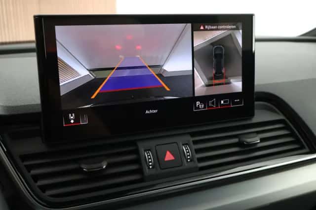 Audi Q5 (2024) thumbnail 5