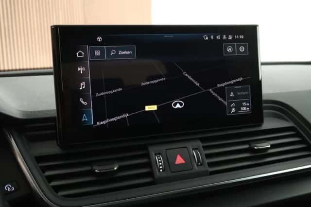Audi Q5 (2023) thumbnail 5