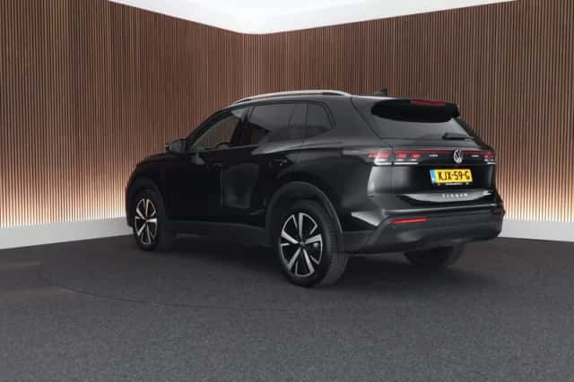 Volkswagen Tiguan (2025) thumbnail 6