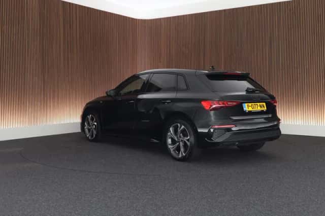 Audi A3 (2022) thumbnail 5
