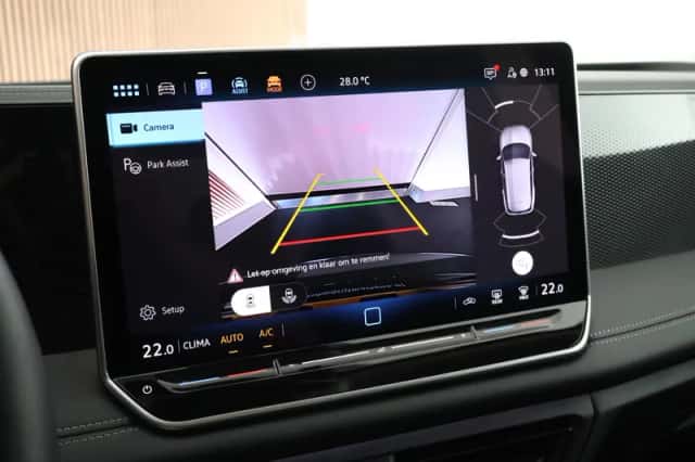 Volkswagen Tiguan (2024) thumbnail 4