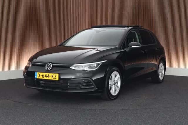 Volkswagen Golf (2020) thumbnail 1