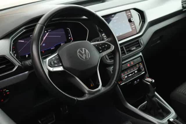 Volkswagen T-Cross (2021) thumbnail 3