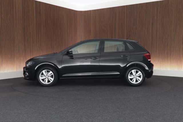Volkswagen Polo (2021) thumbnail 4