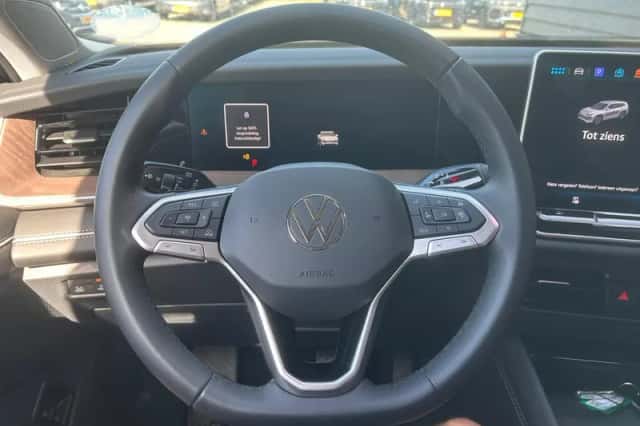Volkswagen Tayron (2025) thumbnail 4