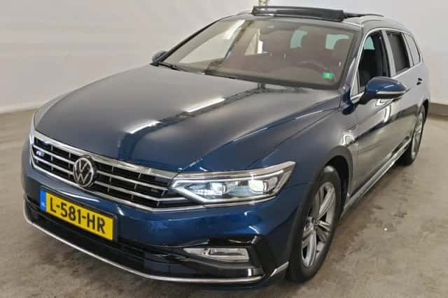 Volkswagen Passat (2021) thumbnail 1