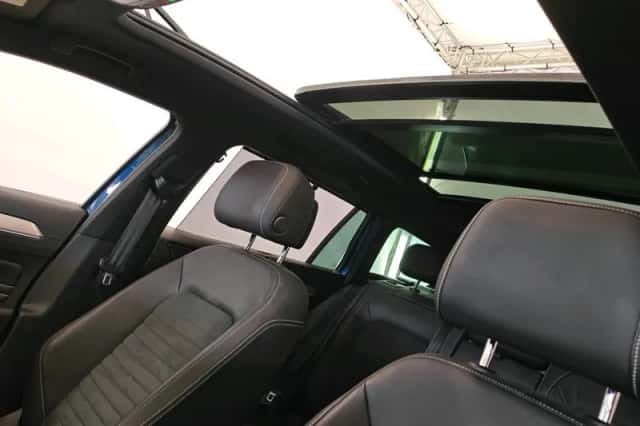 Volkswagen Passat (2021) thumbnail 5