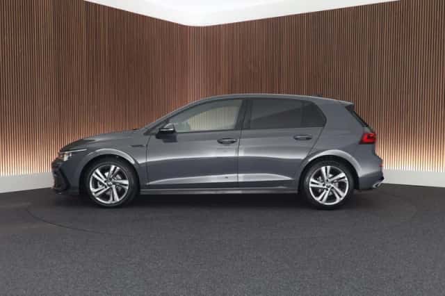 Volkswagen Golf (2021) thumbnail 5