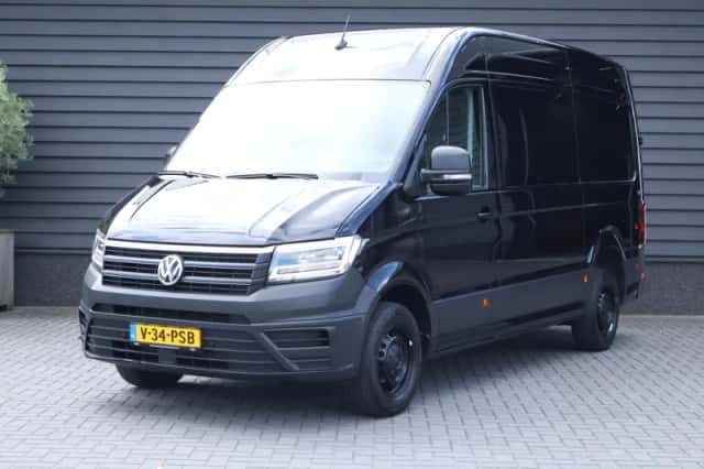 Volkswagen Crafter (2022) thumbnail 1