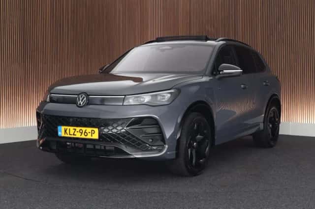 Volkswagen Tiguan (2025) thumbnail 1