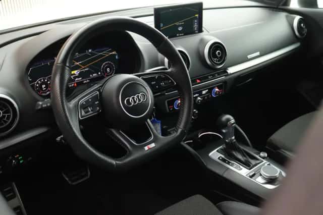 Audi A3 (2020) thumbnail 3