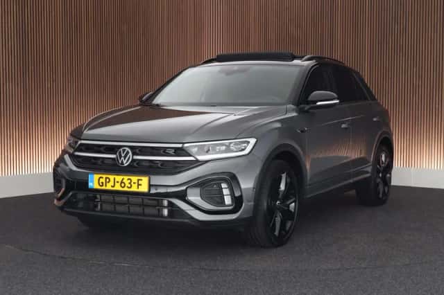Volkswagen T-Roc (2024) thumbnail 1