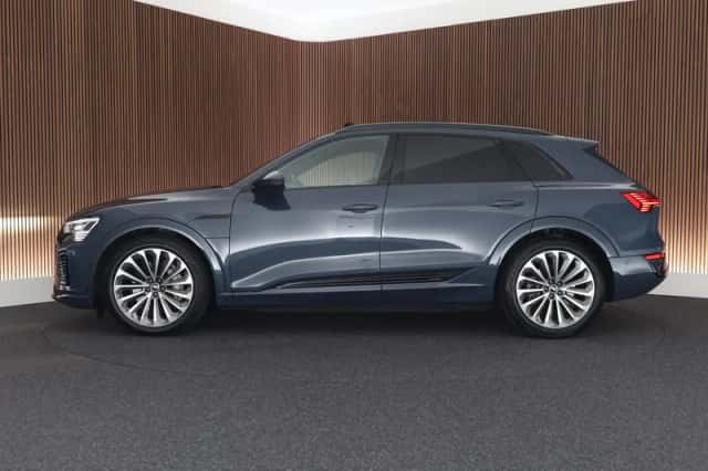 Audi Q8 e-tron (2023) thumbnail 6