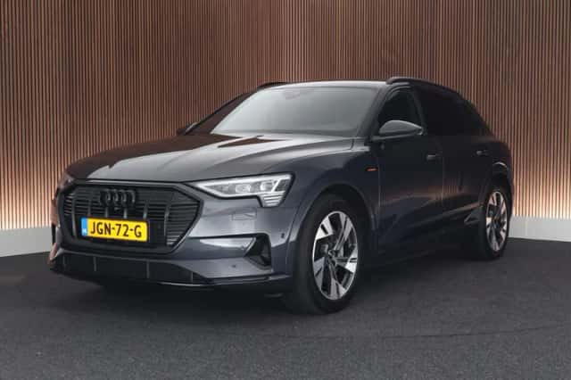 Audi e-tron (2023) thumbnail 1