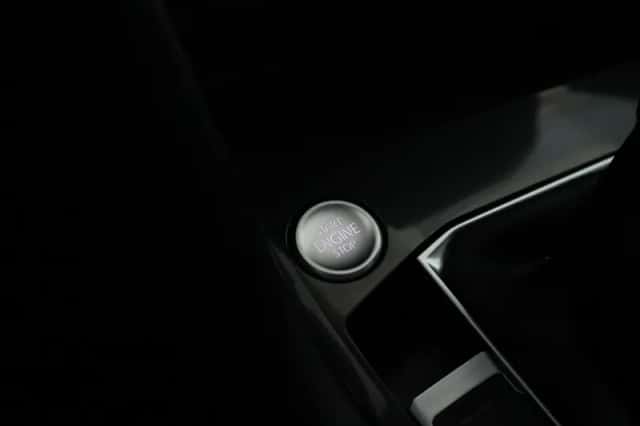 Volkswagen Tiguan (2022) thumbnail 6