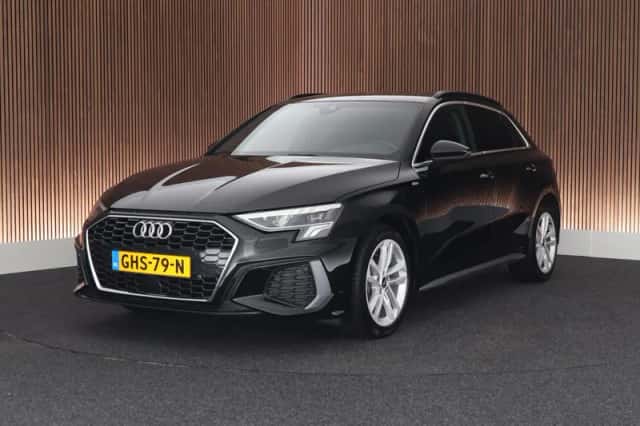 Audi A3 (2023) thumbnail 1