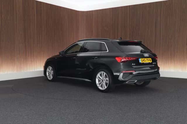 Audi A3 (2023) thumbnail 5