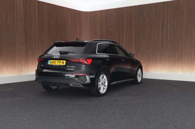 Audi A3 (2023) thumbnail 6