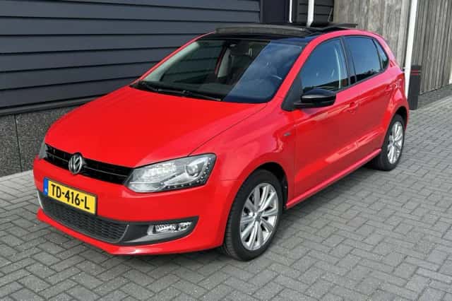 Volkswagen Polo (2012) thumbnail 1