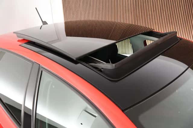 Volkswagen Polo (2012) thumbnail 6