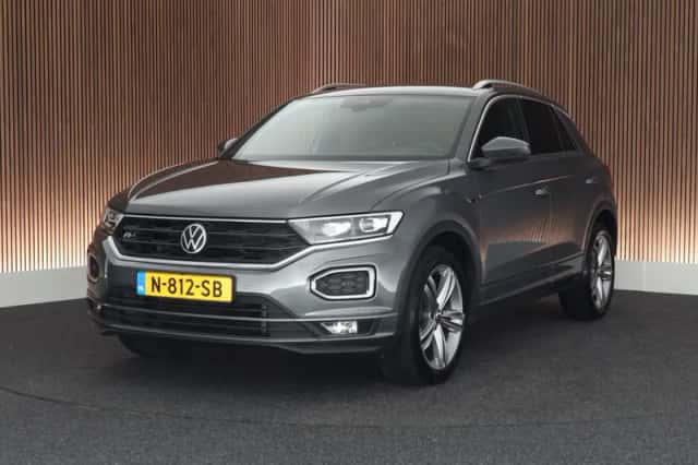 Volkswagen T-Roc (2022) thumbnail 1
