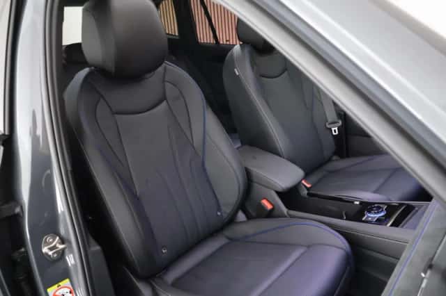 Volkswagen Tiguan (2026) thumbnail 2