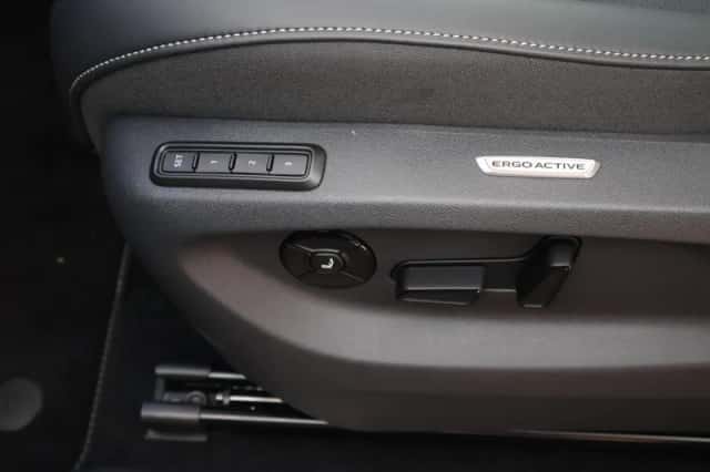 Volkswagen Tiguan (2026) thumbnail 6