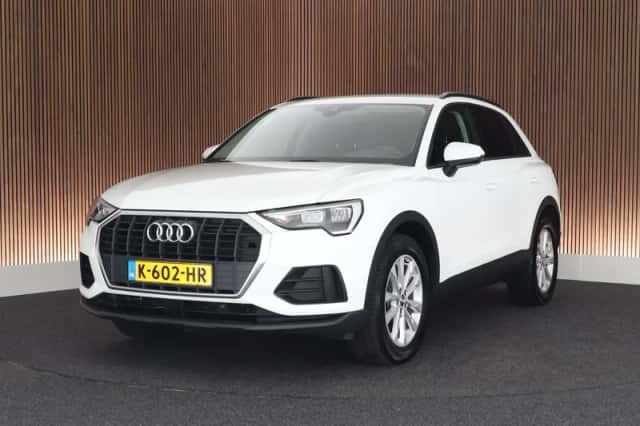 Audi Q3 (2019) thumbnail 1