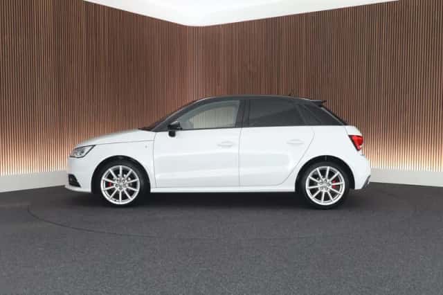 Audi A1 (2018) thumbnail 4