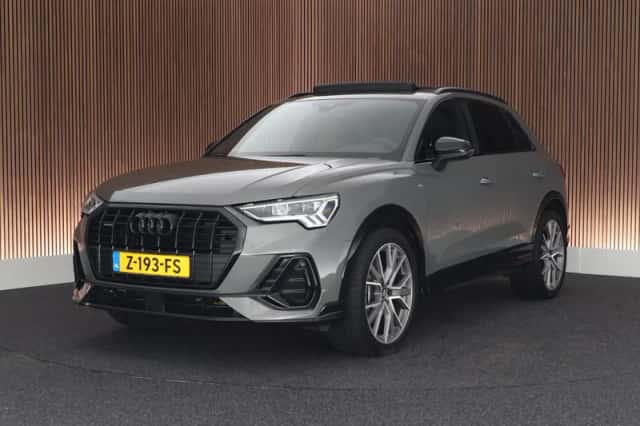 Audi Q3 (2019) thumbnail 1