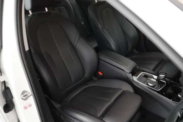 BMW 1-Serie (2021) thumbnail 2