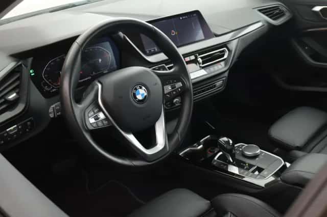 BMW 1-Serie (2021) thumbnail 3