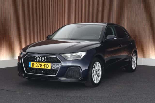 Audi A1 (2021) thumbnail 1