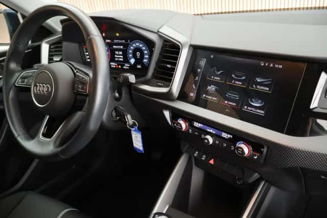Audi A1 (2021) thumbnail 3