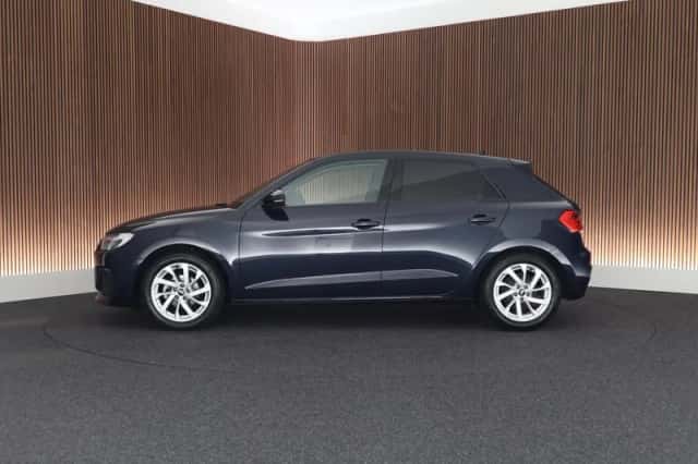 Audi A1 (2021) thumbnail 4
