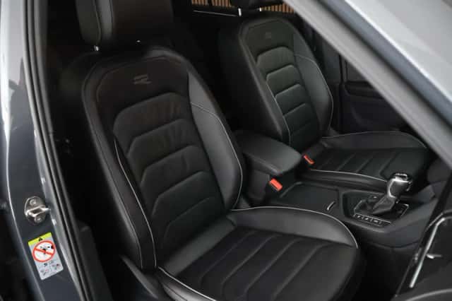 Volkswagen Tiguan (2021) thumbnail 2
