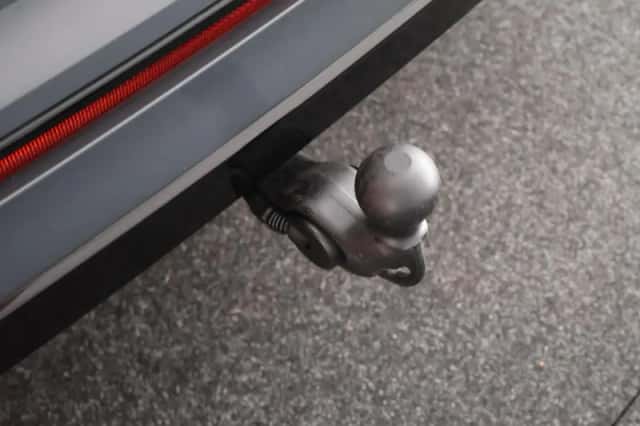 Volkswagen Tiguan (2021) thumbnail 4