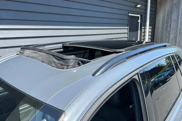 Volkswagen Tiguan (2021) thumbnail 5