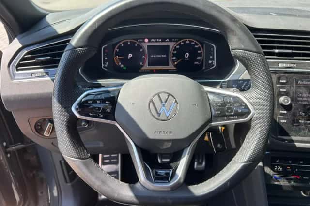 Volkswagen Tiguan (2021) thumbnail 6