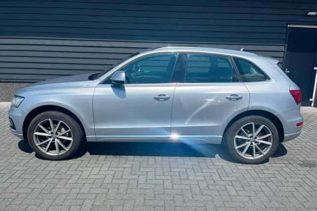 Audi Q5 (2015) thumbnail 2